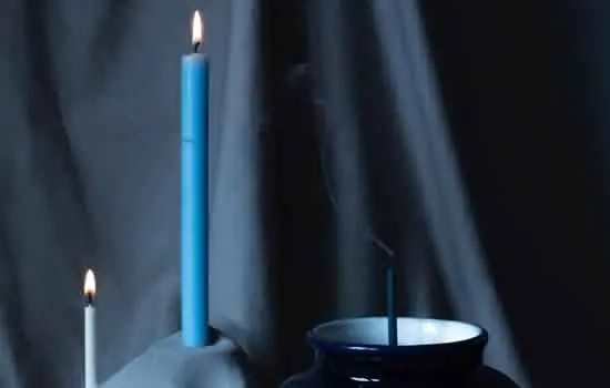 Candele per rito funebre